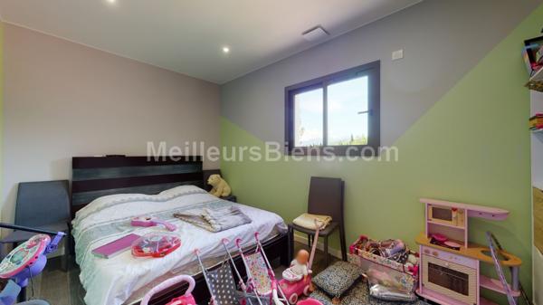 Villa T7 sur parcelle de 1200m²