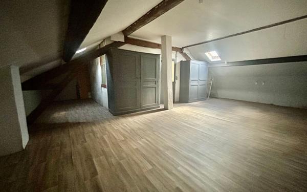 Maison à vendre    5 pièces • 154,49 m2 Coulommiers