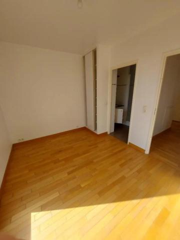 Appartement à louer à Sainte-Geneviève-des-Bois (91700)