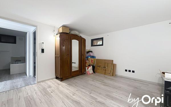 Maison à vendre    3 pièces •  Le Quartier