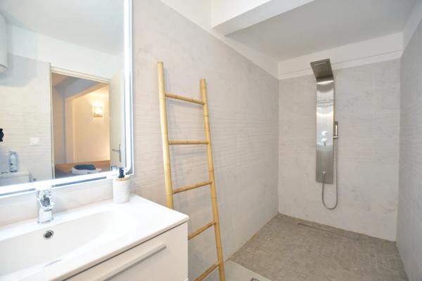 Le Diamant - Plage a pied, Studio T1 de 23m2 avec Jardin et Piscine en résidence - A VENDRE LE DIAMANT (972)
