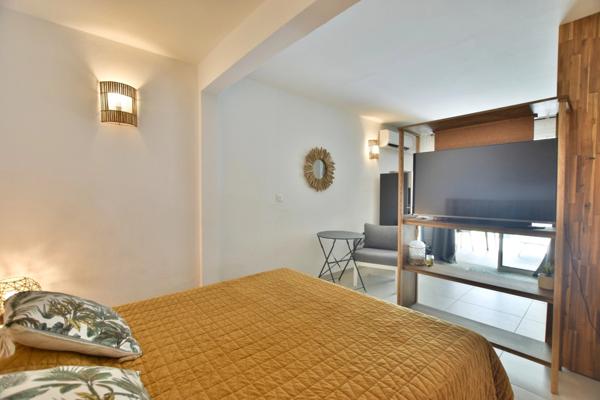 Le Diamant - Plage a pied, Studio T1 de 23m2 avec Jardin et Piscine en résidence - A VENDRE LE DIAMANT (972)