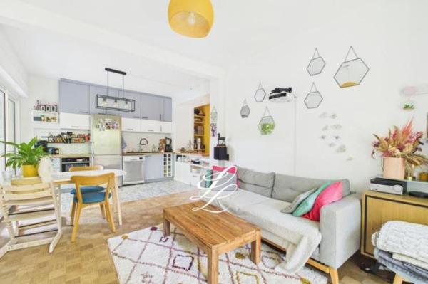 Vente - Appartement 4 pièces 82 m 2 NANTES (44000)