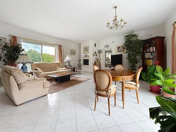 Vente / Maison avec dépendance