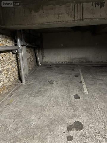 Garage - Parking à vendre à Paris 11e arrondissement à Paris (75011), ref : 007/2586EL