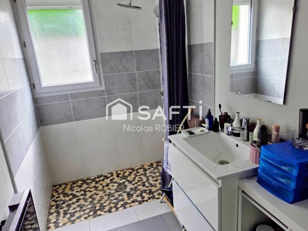 Plain pied deux chambres, garage, jardin, énergie B!!