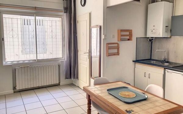 Appartement à louer    1 pièce •  Nîmes