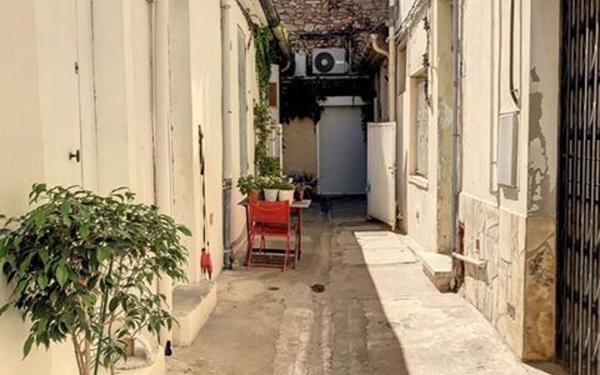 Appartement à louer    1 pièce •  Nîmes