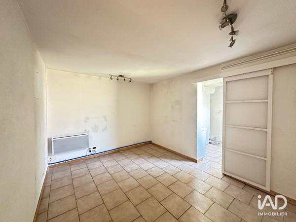 Location hangar 140 m² Avion