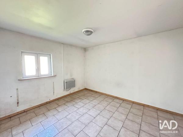 Location hangar 140 m² Avion