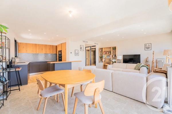 Appartement F2 Bis à vendre  4 pièces - 118 m 2   BEAULIEU SUR MER  - 06