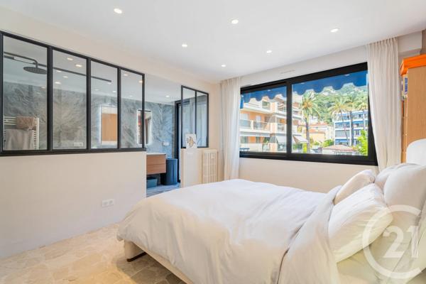 Appartement F2 Bis à vendre  4 pièces - 118 m 2   BEAULIEU SUR MER  - 06