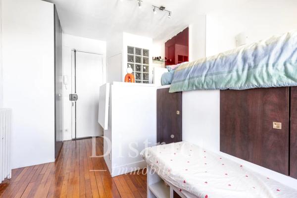 # Appartement – 17m² – Paris 7ème