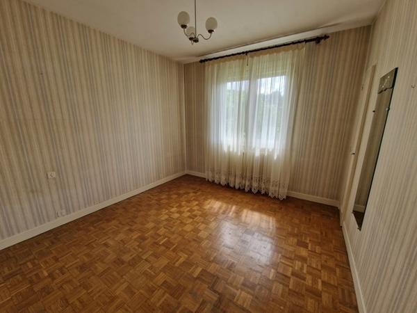 Maison 228 975 € Brive-la-Gaillarde 5 p 128 m² DPE E