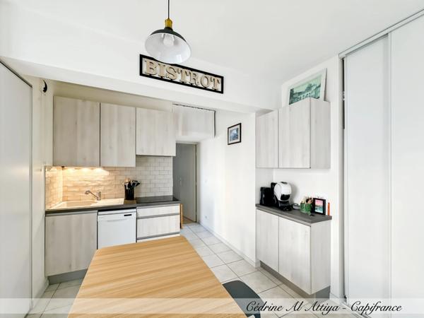 Appartement à vendre à Périgny, quartier de Rompsay, 2 pièces, loggia et parking