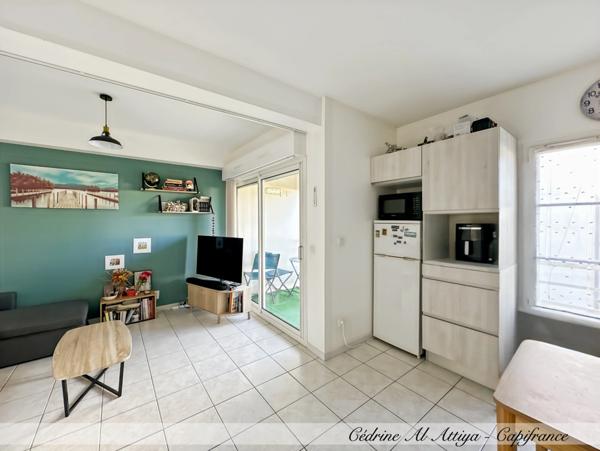 Appartement à vendre à Périgny, quartier de Rompsay, 2 pièces, loggia et parking