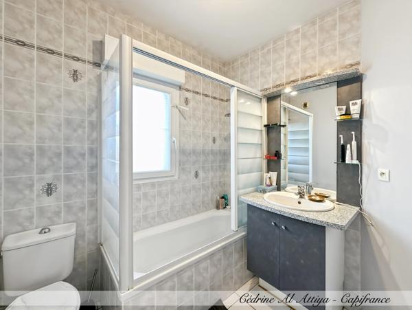 Appartement à vendre à Périgny, quartier de Rompsay, 2 pièces, loggia et parking