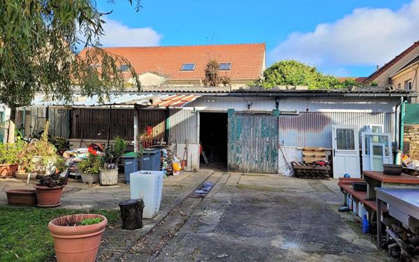 Maison à vendre    2 pièces • 126 m2 Ballainvilliers