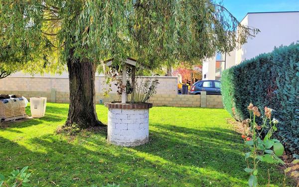 Maison à vendre    2 pièces • 126 m2 Ballainvilliers