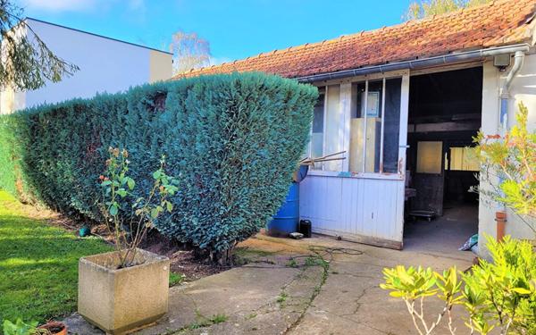 Maison à vendre    2 pièces • 126 m2 Ballainvilliers