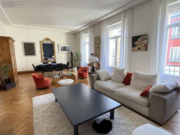 Immeuble à vendre à Lorient dans le Morbihan (56100), ref : 56079-1452   
Centre Ville