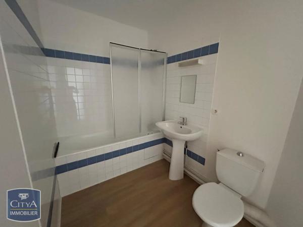 Appartement à louer 1 pièce 44.02m² Châteauroux (36000)