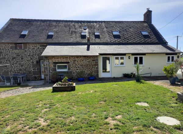 Grand longère en campagne avec terrain