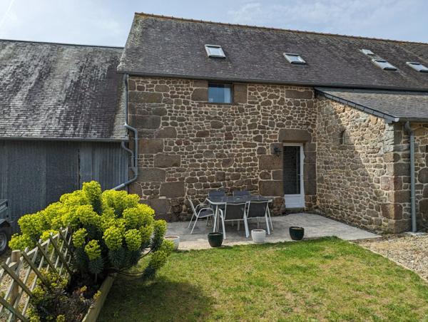 Grand longère en campagne avec terrain