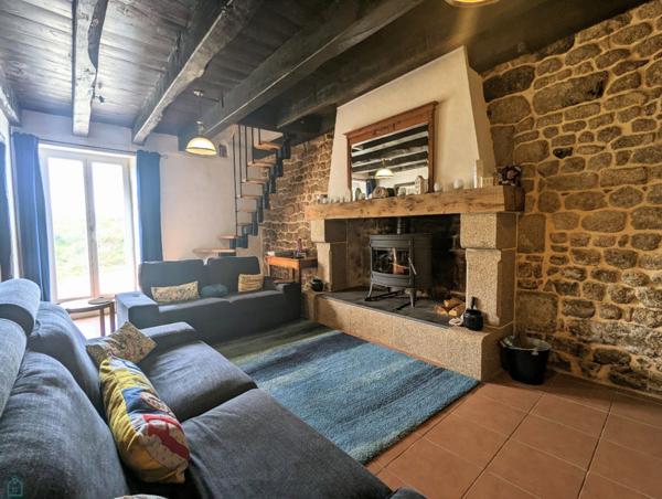 Grand longère en campagne avec terrain