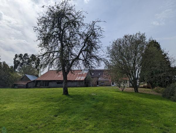 Grand longère en campagne avec terrain