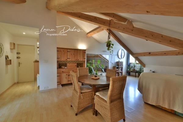 SERRES - Superbe appartement lumineux en dernier étage !