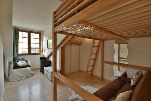 SERRES - Superbe appartement lumineux en dernier étage !