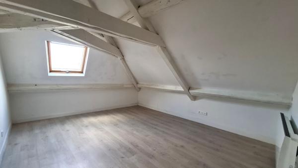 Courdimanche village, 3 pièces de 70 m2.