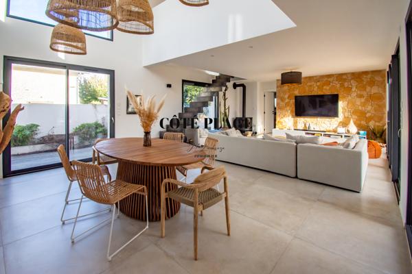 Royan (17200) ROYAN VILLA CONTEMPORAINE AU PRIX DE 849 000 € HAI