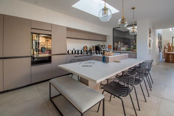 Royan (17200) ROYAN VILLA CONTEMPORAINE AU PRIX DE 849 000 € HAI