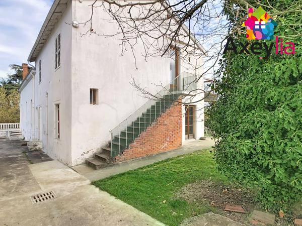 A VENDRE - ST-ALBAN-LES-EAUX - PROPRIETE AVEC MAISONS ET APPARTS SUR 6621 M2 TERRAIN