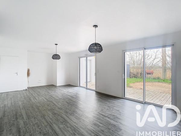 Location maison 4 pièces 95 m² Saint-Sauveur-d'Aunis