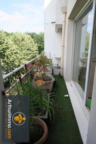 Location                                                      Appartement
                        
                     3 pièces                      62 m2                     à Savigny-le-Temple