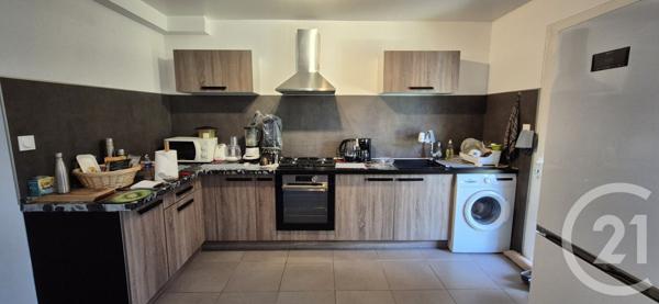 Appartement F4 à vendre  4 pièces - 87 m2 ST MAXIMIN LA STE BAUME - 83