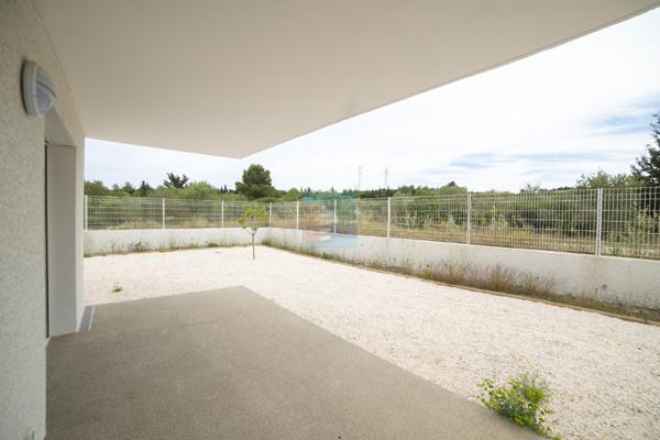 11130 SIGEAN A LOUER T3 AVEC JARDIN ET PLACE DE PARKING SIGEAN