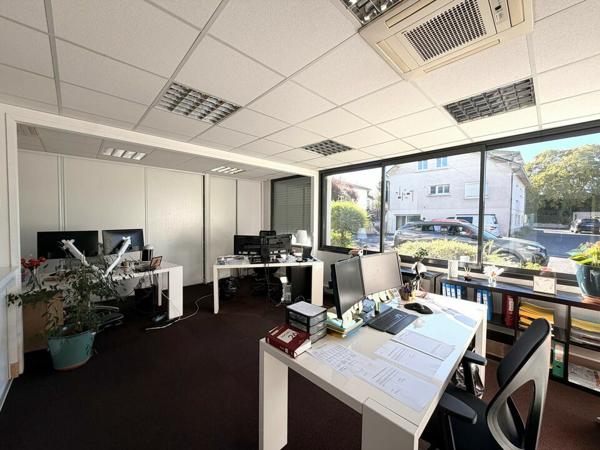 PLATEAU DE BUREAUX EN TRES BON ETAT À VENDRE 154 M² – POITIERS SUD – AVENUE DU 8 MAI 1945