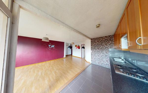 Appartement à vendre    3 pièces • 76 m2 Talence
