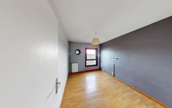 Appartement à vendre    3 pièces • 76 m2 Talence