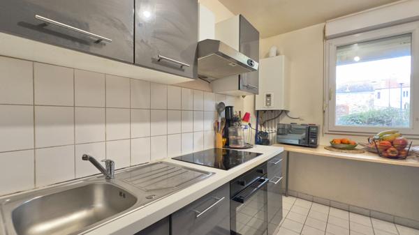 APPARTEMENT 3 PIÈCES EN REZ DE CHAUSSÉE À 10MN DE GARE RER C DE JUVISY