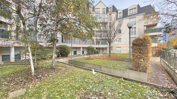 APPARTEMENT 3 PIÈCES EN REZ DE CHAUSSÉE À 10MN DE GARE RER C DE JUVISY