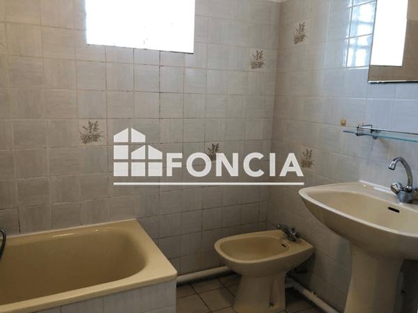 Location Appartement 3 pièces 60.1 m² - 39 RUE JULES FERRY Villefranche De Lauragai 31290