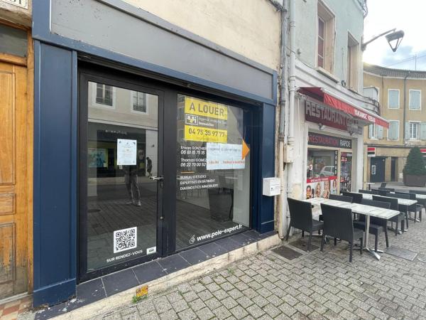 Local Commercial à louer à Aubenas