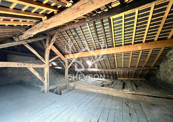 Charleville-Mézières (08000) Maison 8 Pièces 180 m²