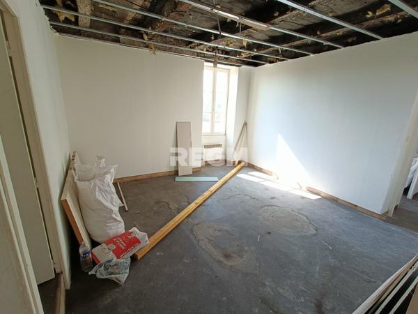 Périgueux (24000) Appartement 3 Pièces 66m2 - A rénover - Hypercentre Périgueux
