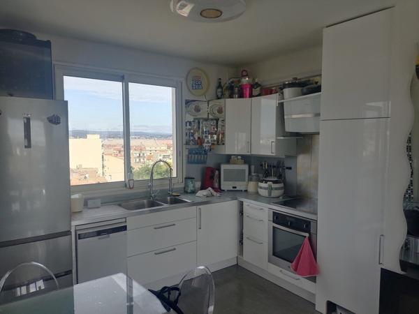 Sète (34200) VIAGER occupé Sète Homme 71 ans ( VUE EXCEPTIONNELLE )